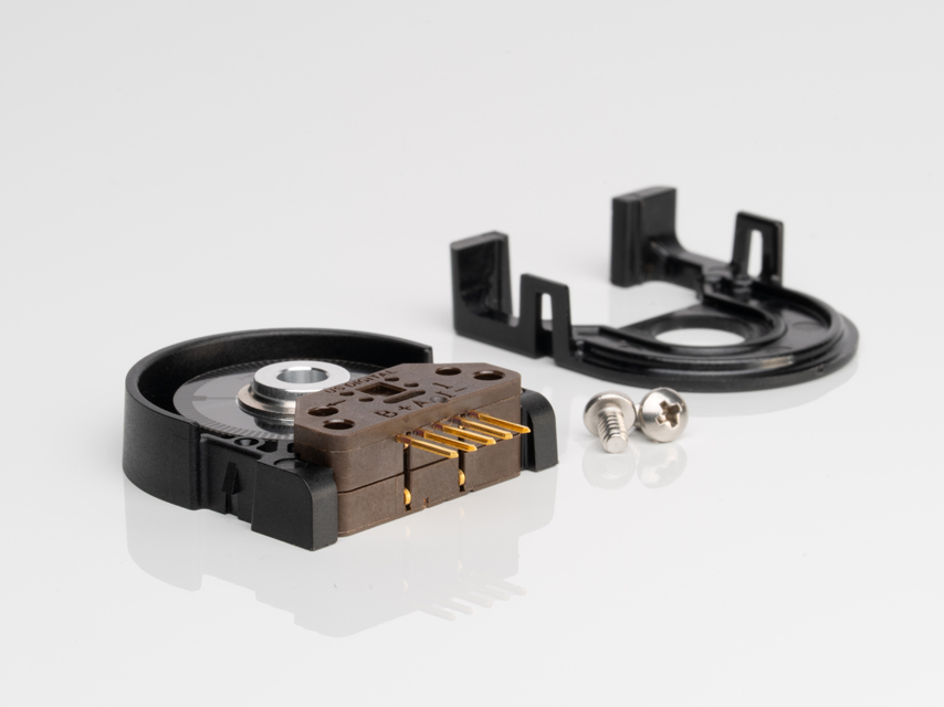 Open view of L2 encoder